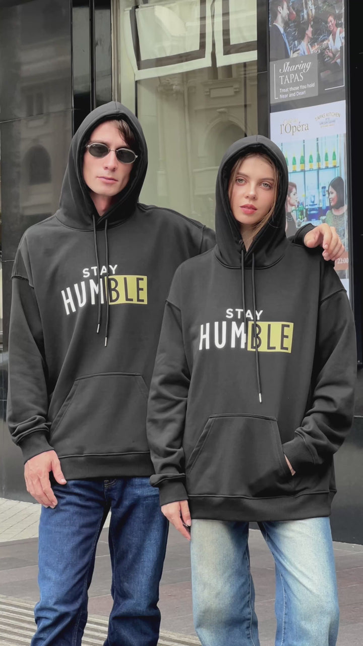 COUPLE OUTFITS - UNISEX BLACK HOODIE